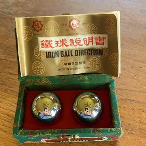 Boading Chinese iron exercise balls w/instructions